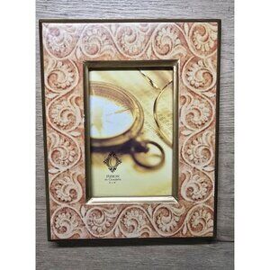 Fusion by Concepts Decorative 4x6 Photo Frame With Intricate Pattern Soft Tones
